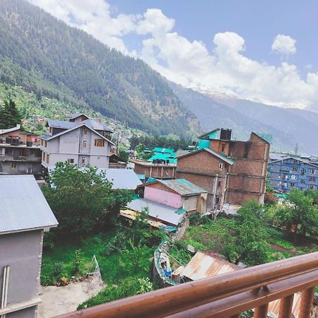 Hotel Hadimba Regency ! Free 4 Wheeler Parking ! Mountain View Rooms ! Near Mall Road Manali מראה חיצוני תמונה