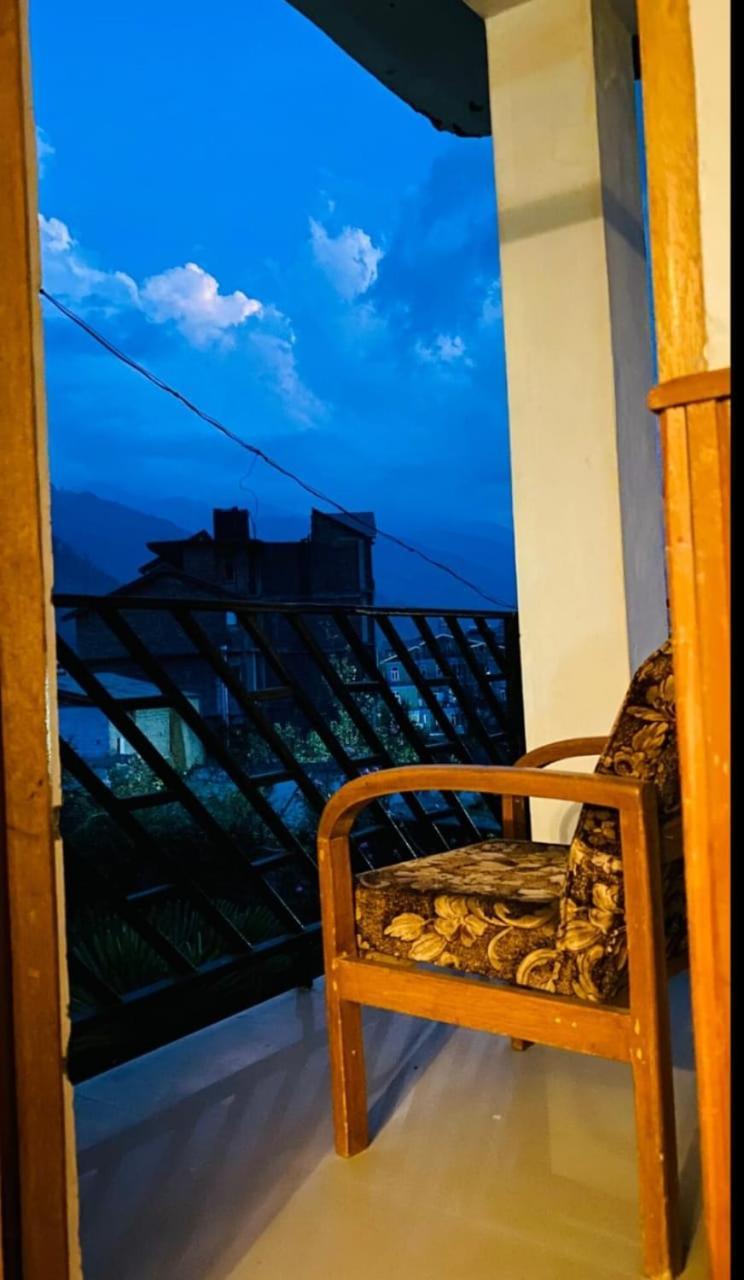 Hotel Hadimba Regency ! Free 4 Wheeler Parking ! Mountain View Rooms ! Near Mall Road Manali מראה חיצוני תמונה